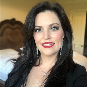 Meet your Posher, Mitzi